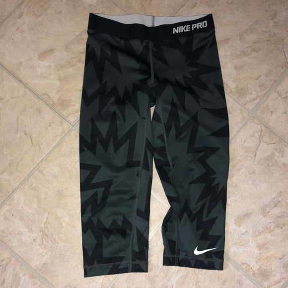 Nike Pro Dri-Fit Leggings size XS - Picture 1 of 3